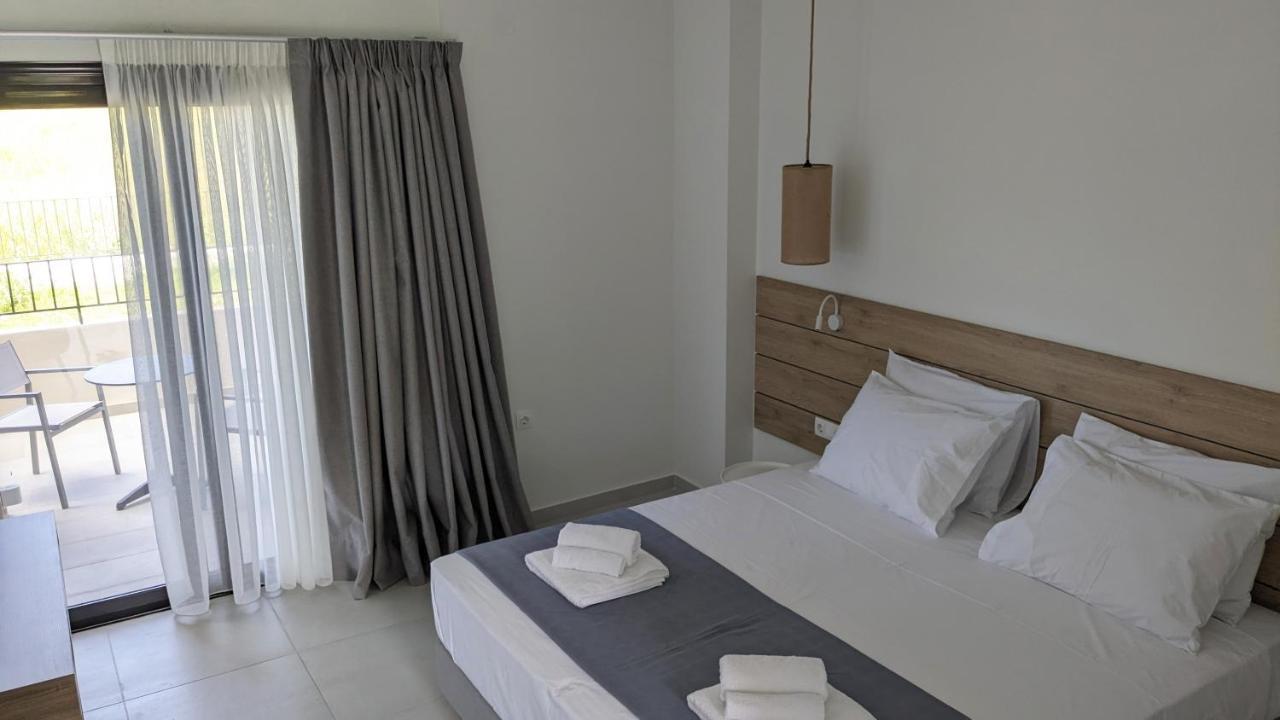 Costa Ionica - Mytikas Seaside Hotel Mýtikas Quarto foto