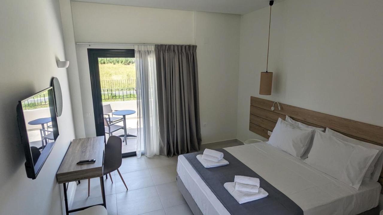 Costa Ionica - Mytikas Seaside Hotel Mýtikas Quarto foto